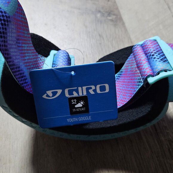 New Youth Small Giro Chico 2.0 Ski Goggles with Teal Frame and Pink Lens - Picture 3 of 4